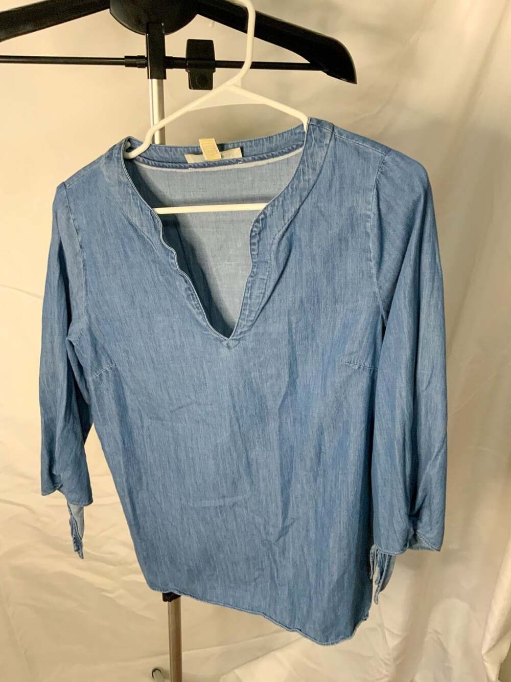 Michael Kors Split Neck Chambray Blouse Women’s Size S Blue